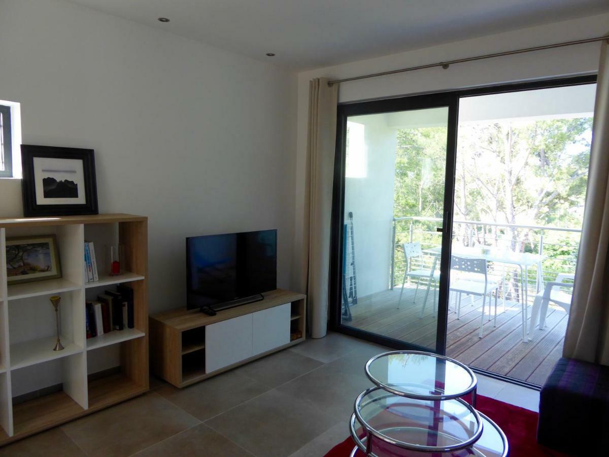 Villa Lucienne Bandol , T2 4 Etoiles Avec Garage, Dans Les Calanques Ngoại thất bức ảnh